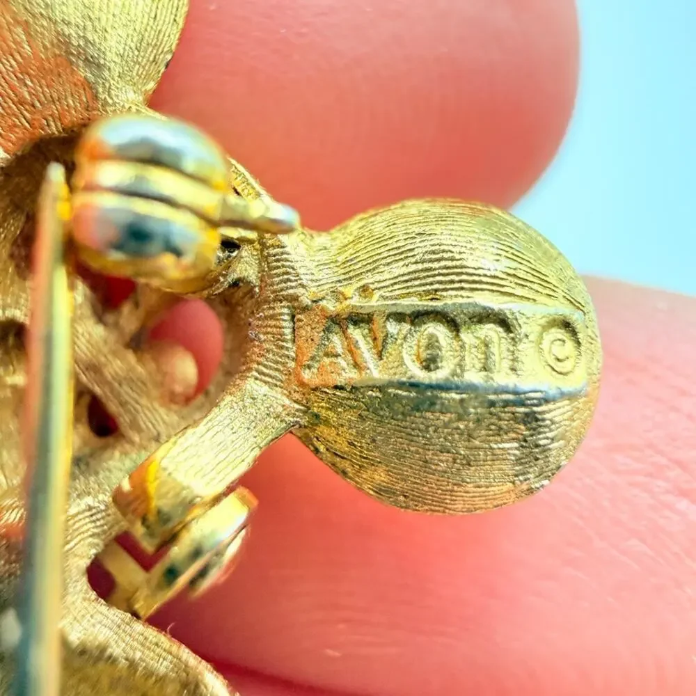 Avon Spectacular Mouse 1973 Brooch Pin Moveable Eyeglasses Goldtone Crystal Eyes